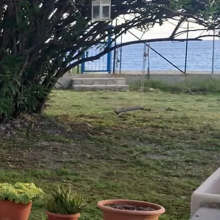 Casetta 28 Passi Dal Mare Вилла Аккуаппеза